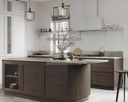 угловая кухня с островом Катрин